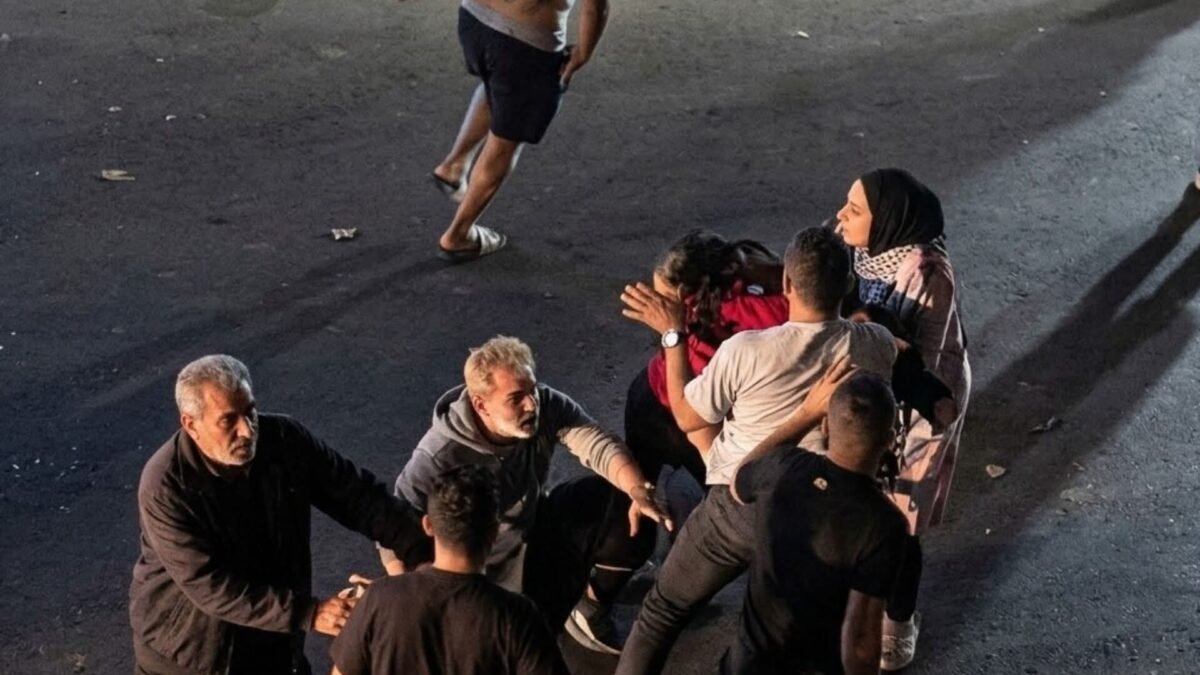 بالفيديو: إشكال كبير في العباسية بين مجموعة شبان انضمت فيه النساء!