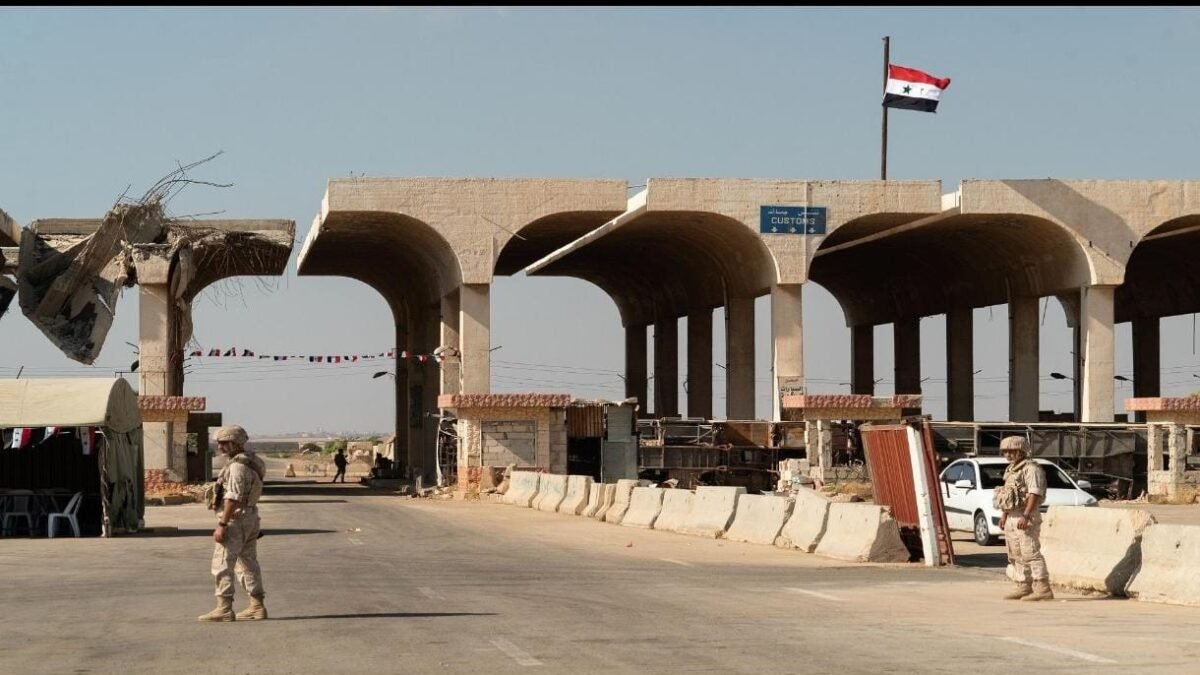 حجّاج لبنانيون عالقون على الحدود… وصرخة استغاثة!
